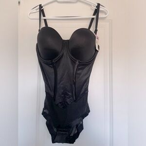 Maidenform Easy up strapless body shaper